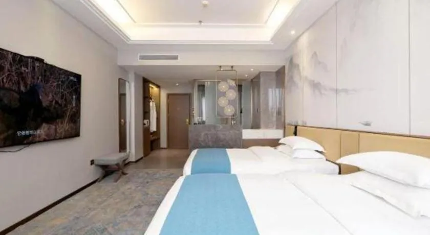 Bed in Nanning Yongjiang Hotel