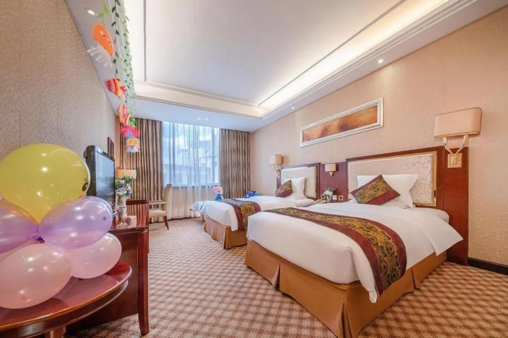 Bed in Nanning Yongjiang Hotel