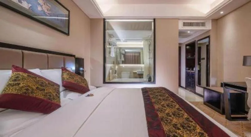 Bed in Nanning Yongjiang Hotel