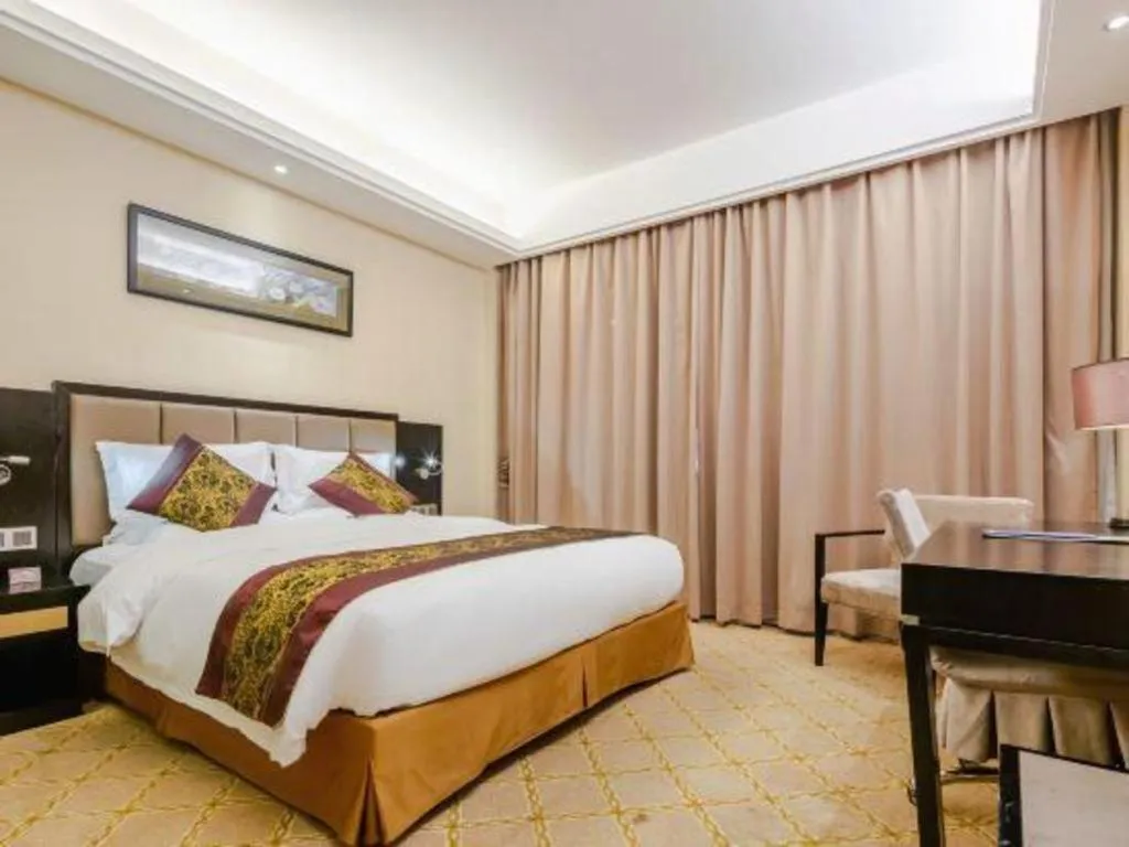 Bed in Nanning Yongjiang Hotel