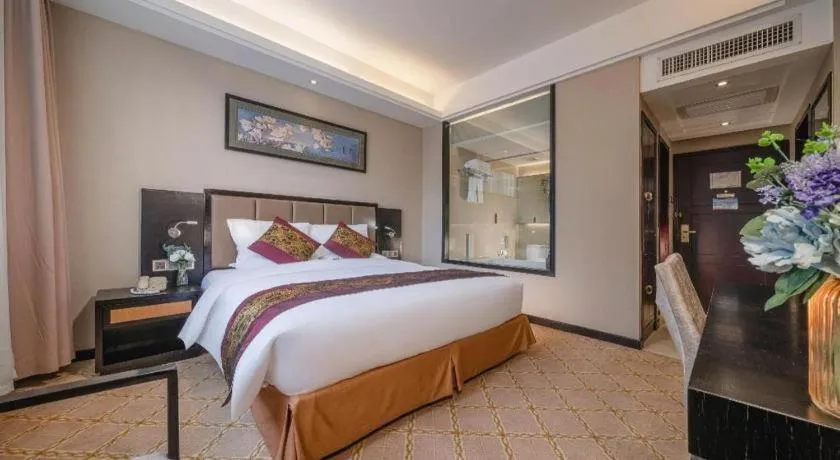 Bed in Nanning Yongjiang Hotel