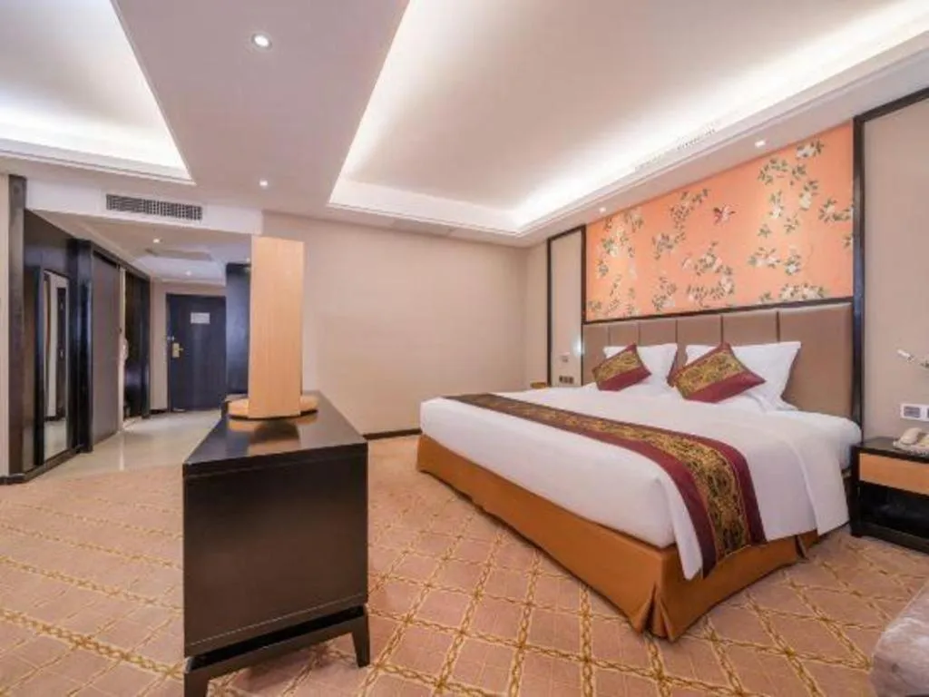 Bed in Nanning Yongjiang Hotel