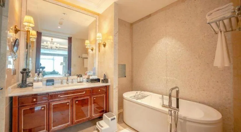 Dongwu New Century Grand Hotel Huzhou