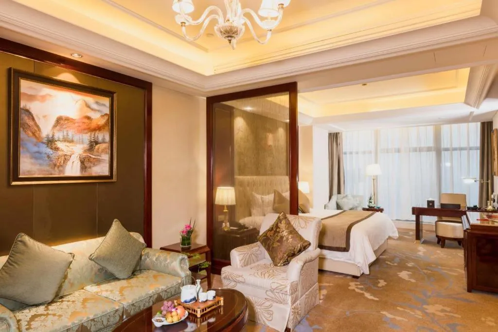 Dongwu New Century Grand Hotel Huzhou