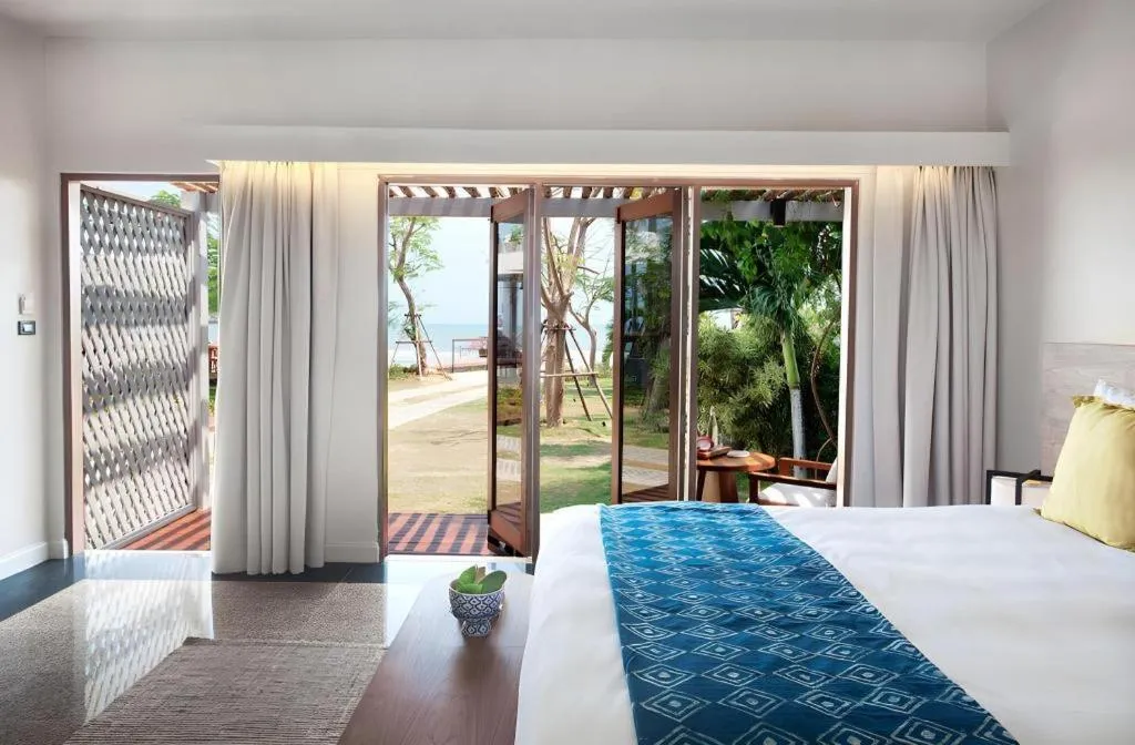 Bed in Hansar Pranburi