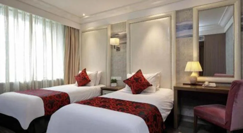 Bed in Nanjing Grand Da Qiao Hotel