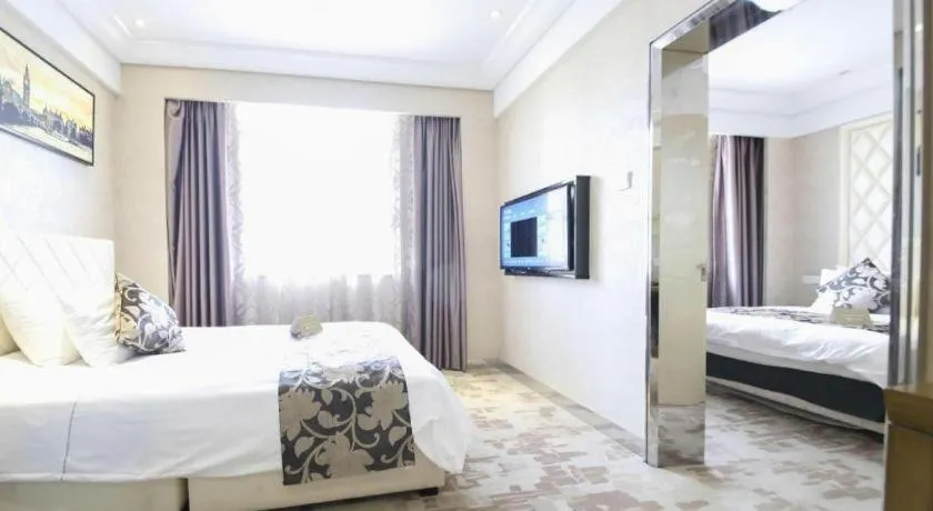 Bed in Nanjing Grand Da Qiao Hotel