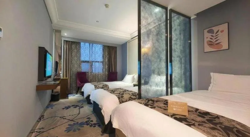 Bed in Nanjing Grand Da Qiao Hotel