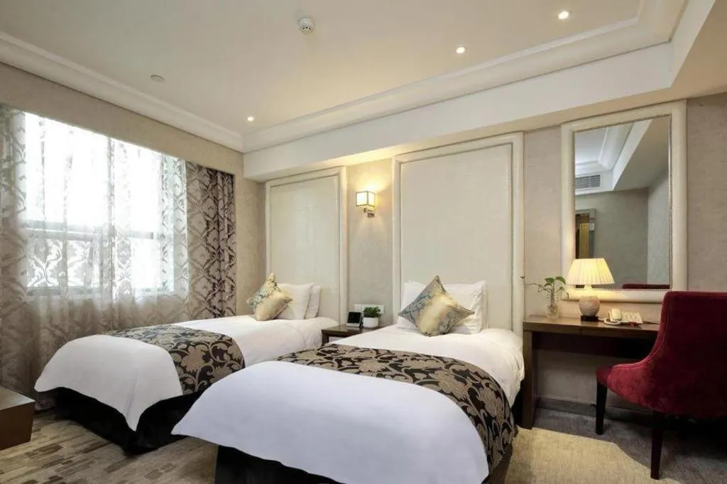 Bed in Nanjing Grand Da Qiao Hotel