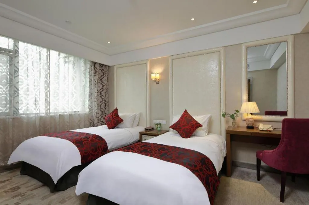 Bed in Nanjing Grand Da Qiao Hotel