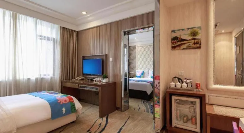 Bed in Nanjing Grand Da Qiao Hotel