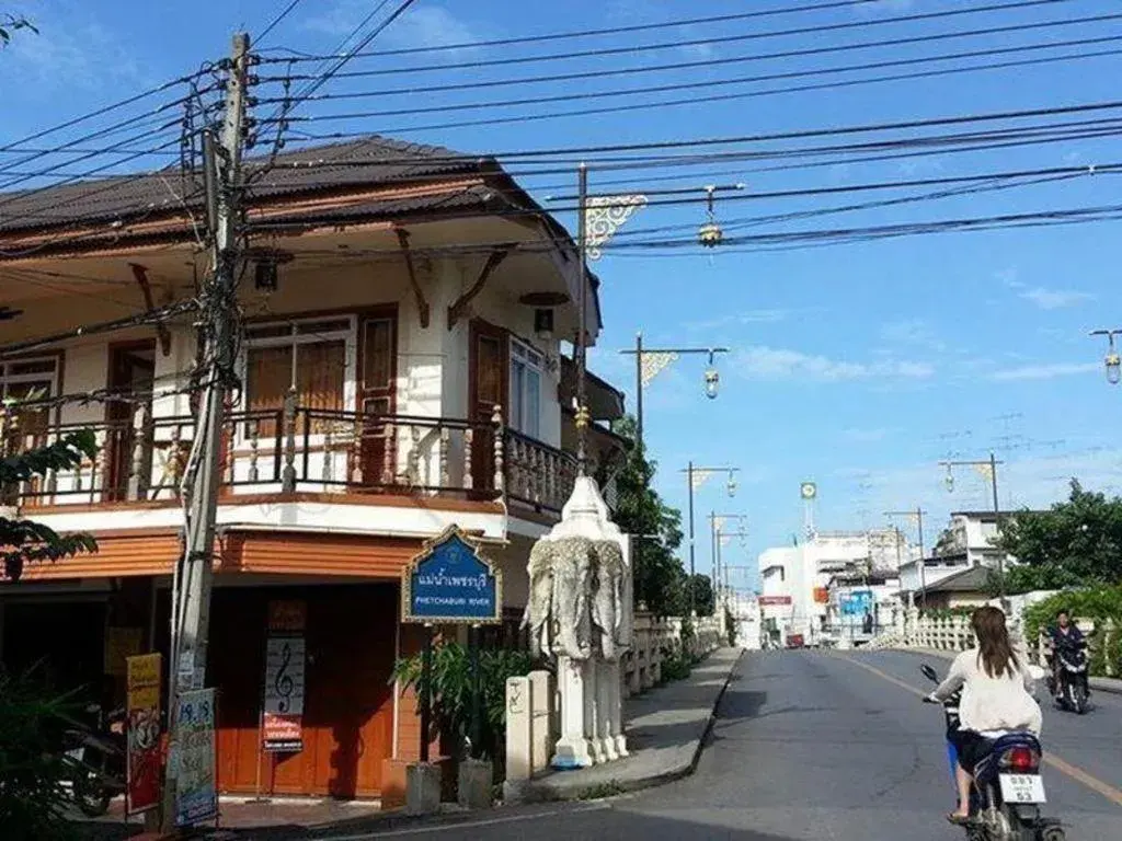 JJ. Home Petchaburi JJ. Home Petchaburi