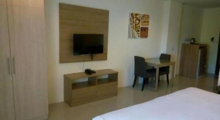 Bed in R-Con Hotel @ Siam