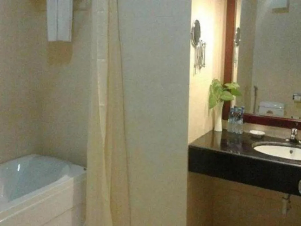 Draco - Thang Long Hotel