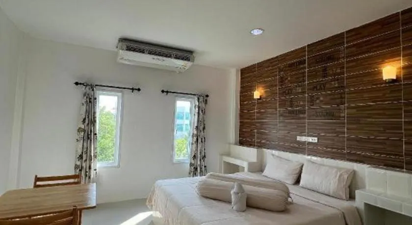 Bed in Saraburi Garden Resort