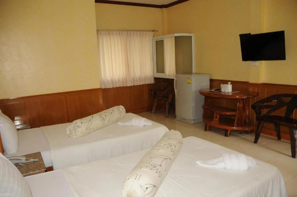 Bed in Saraburi Garden Resort