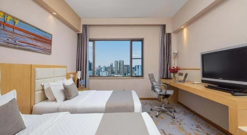 Bed in Kunming Jinjiang Hotel