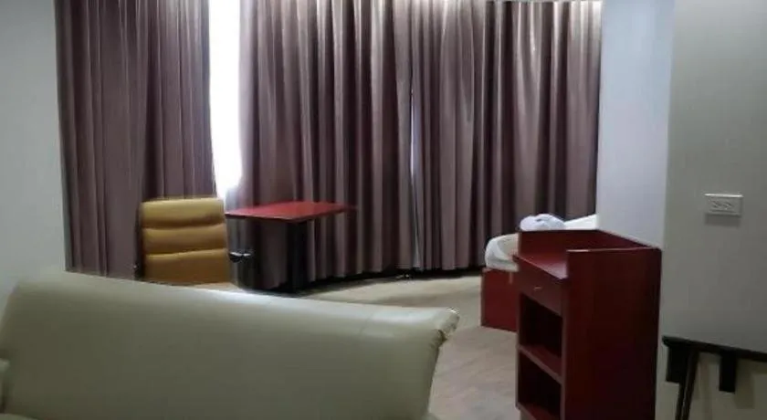 Cherry Midtown Hotel