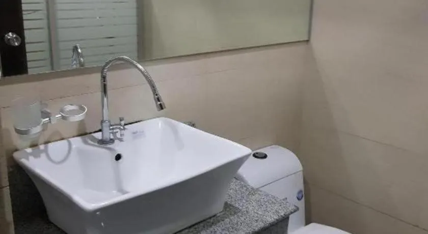 Cherry Midtown Hotel