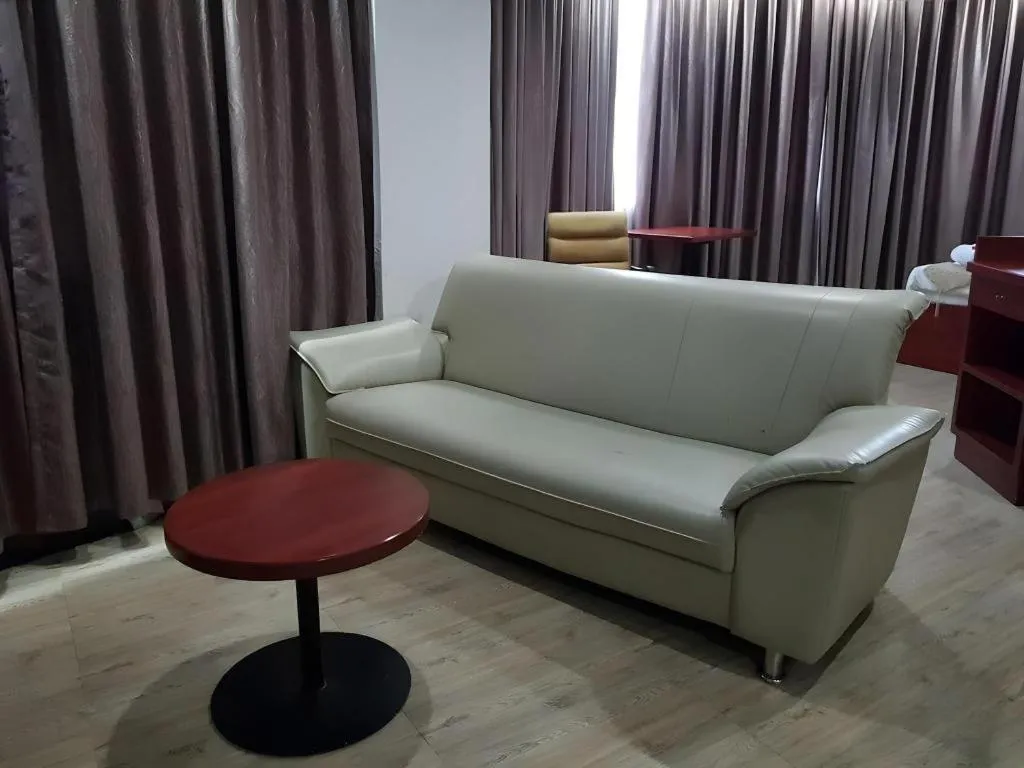 Cherry Midtown Hotel