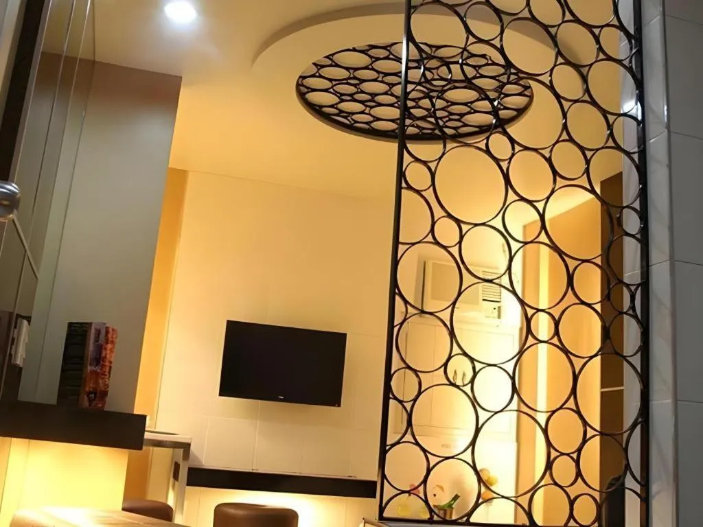 One Serenata Hotel General Trias