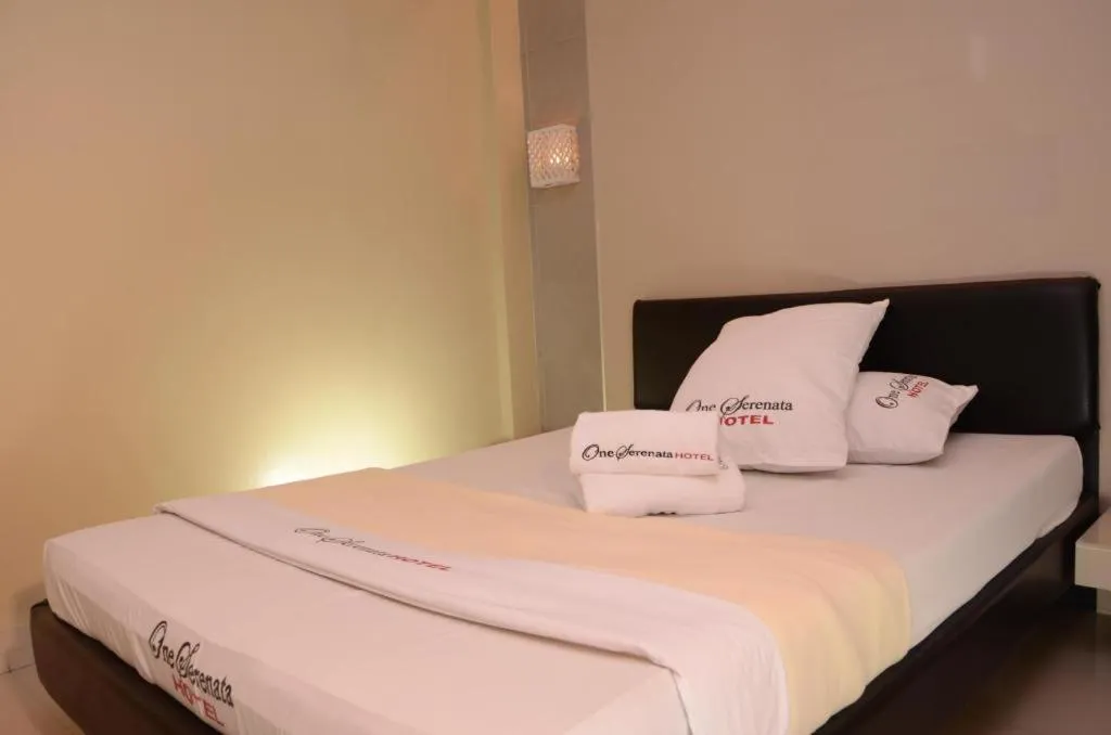 Bed in One Serenata Hotel General Trias