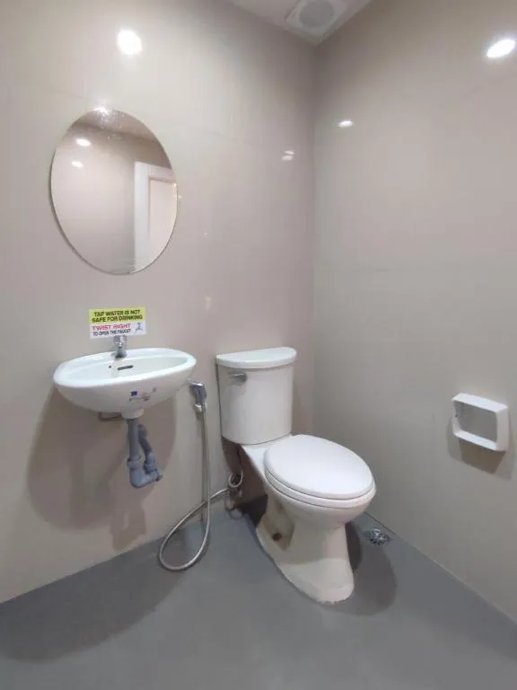 One Serenata Hotel General Trias