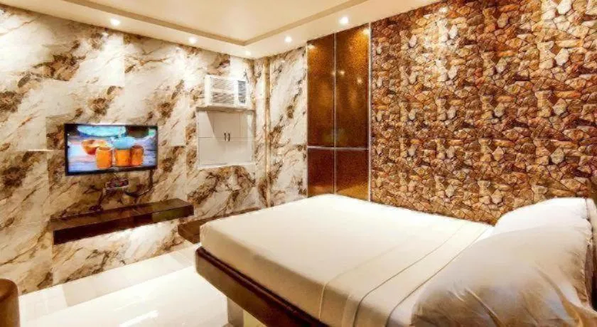 Bed in One Serenata Hotel General Trias