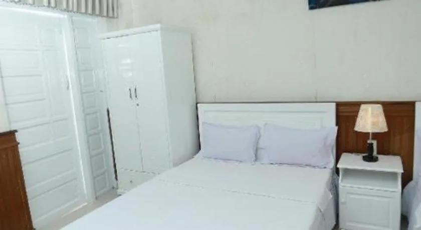 Bed in Thanh Long Hotel