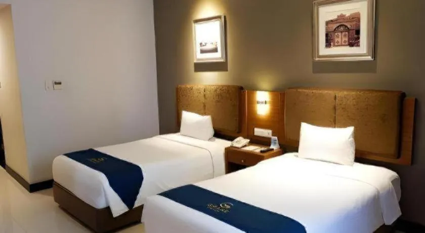 Bed in Grage Hotel Cirebon