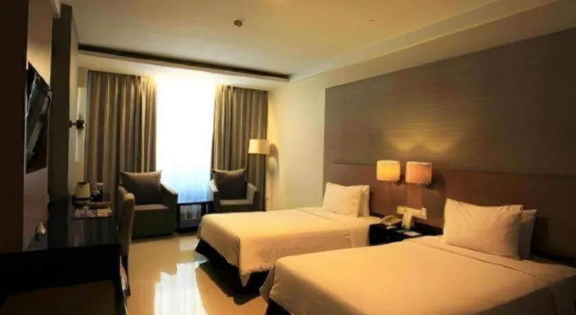 Bed in Grage Hotel Cirebon
