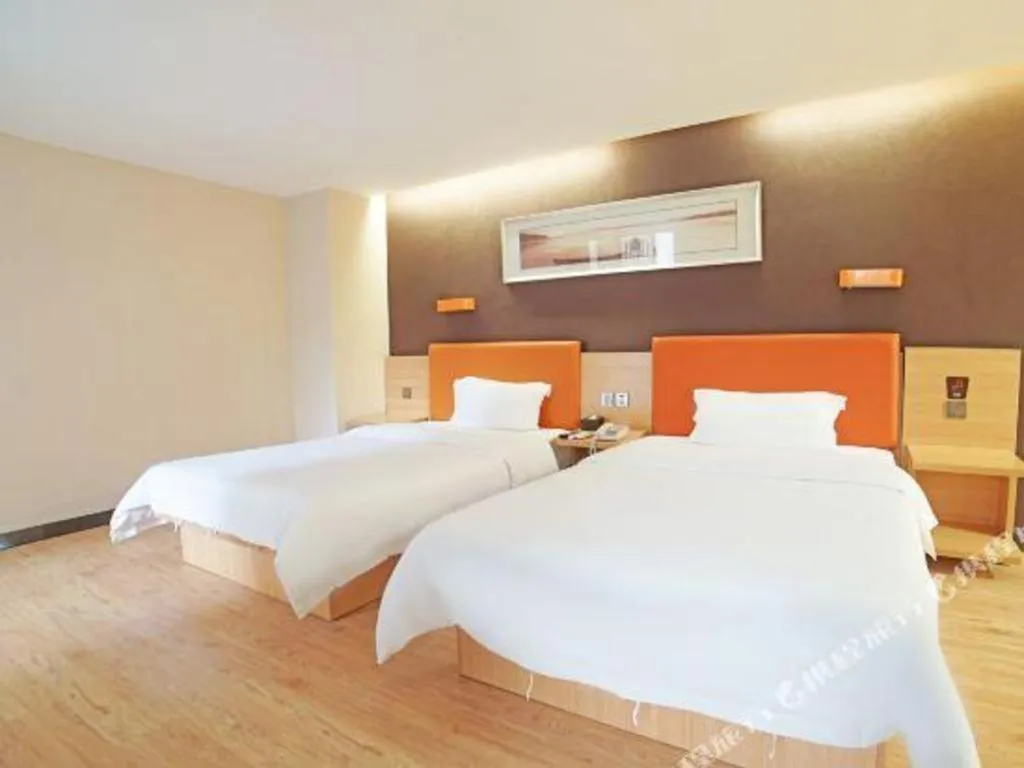 Bed in 7 Days Inn Guangzhou Shimao Center Jianshe Road