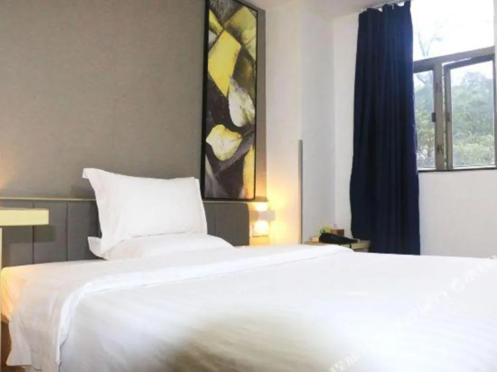 Bed in 7 Days Inn Guangzhou East Station Yantang Tianpingjia Metro Station