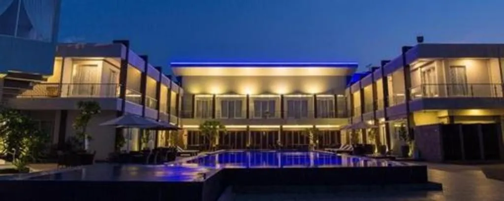 D'Season Premiere Hotel