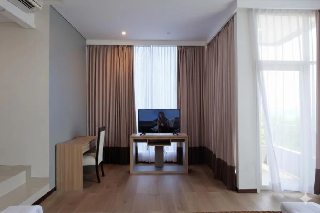 D'Season Premiere Hotel