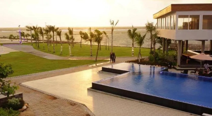 D'Season Premiere Hotel