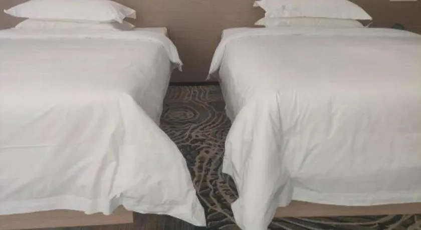 Bed in Grand Nest Hotel (Tang Jia Wan Beach)