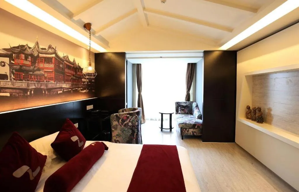 Bed in Grand Nest Hotel (Tang Jia Wan Beach)