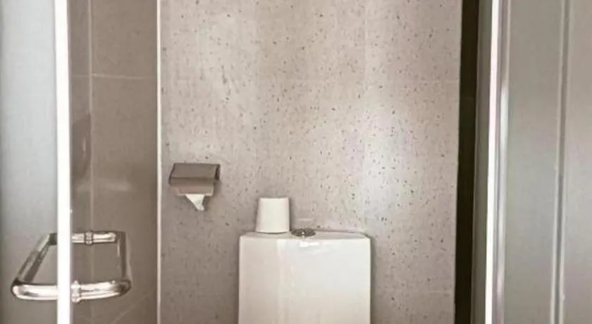 Grand Nest Hotel (Tang Jia Wan Beach)