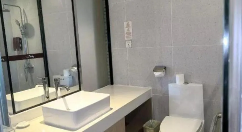 Grand Nest Hotel (Tang Jia Wan Beach)