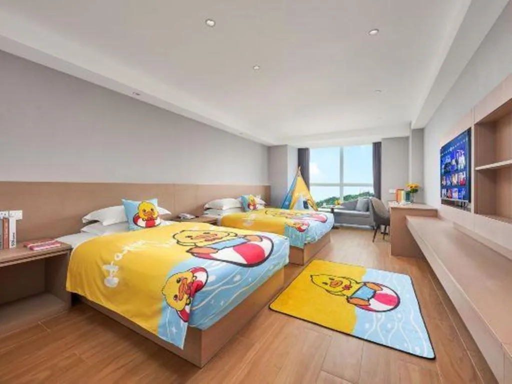 Bed in Grand Nest Hotel (Tang Jia Wan Beach)