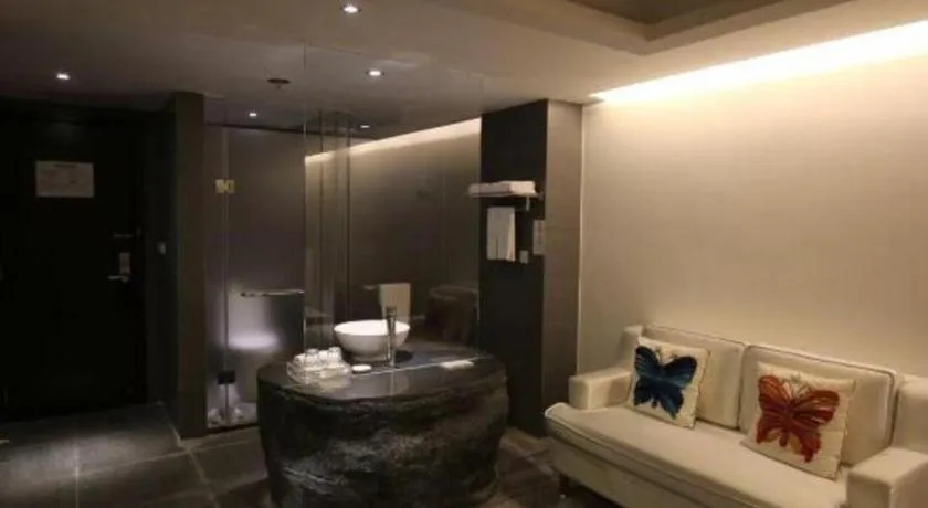 Grand Nest Hotel (Tang Jia Wan Beach)