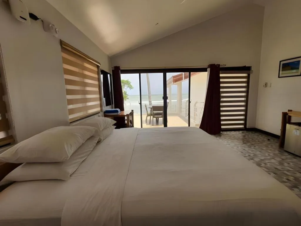 Bed in Coral Beach Club