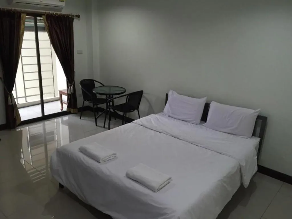 Bed in Taevaraj Place