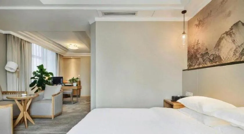 Bed in Chongqing Tianyou Hotel