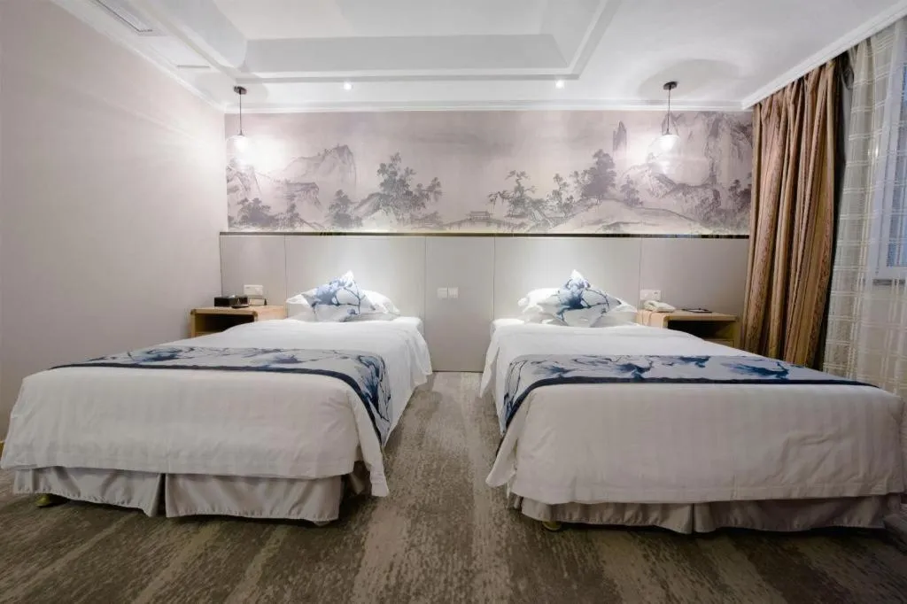 Bed in Chongqing Tianyou Hotel