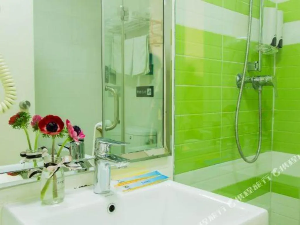 7 Days Inn Chongqing Nanping Wanda Plaza Exhibition Center