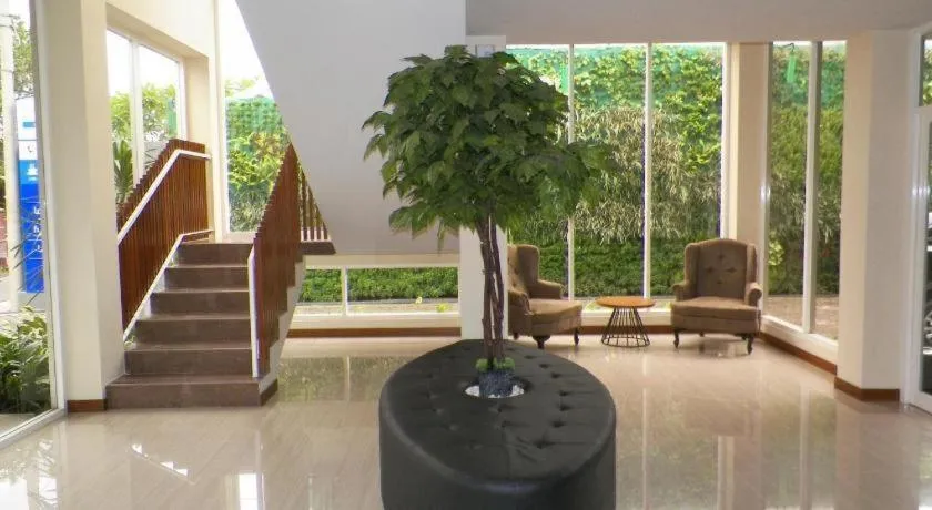 Aveon Express Hotel Yogyakarta by Daphna International