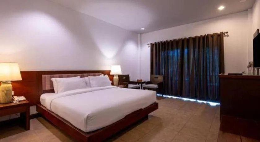 Bed in Rose Bay Resort