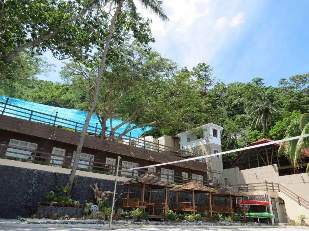 Anilao Awari Bay Resort